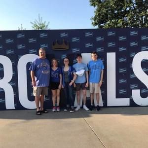 Meet your Posher, Lori